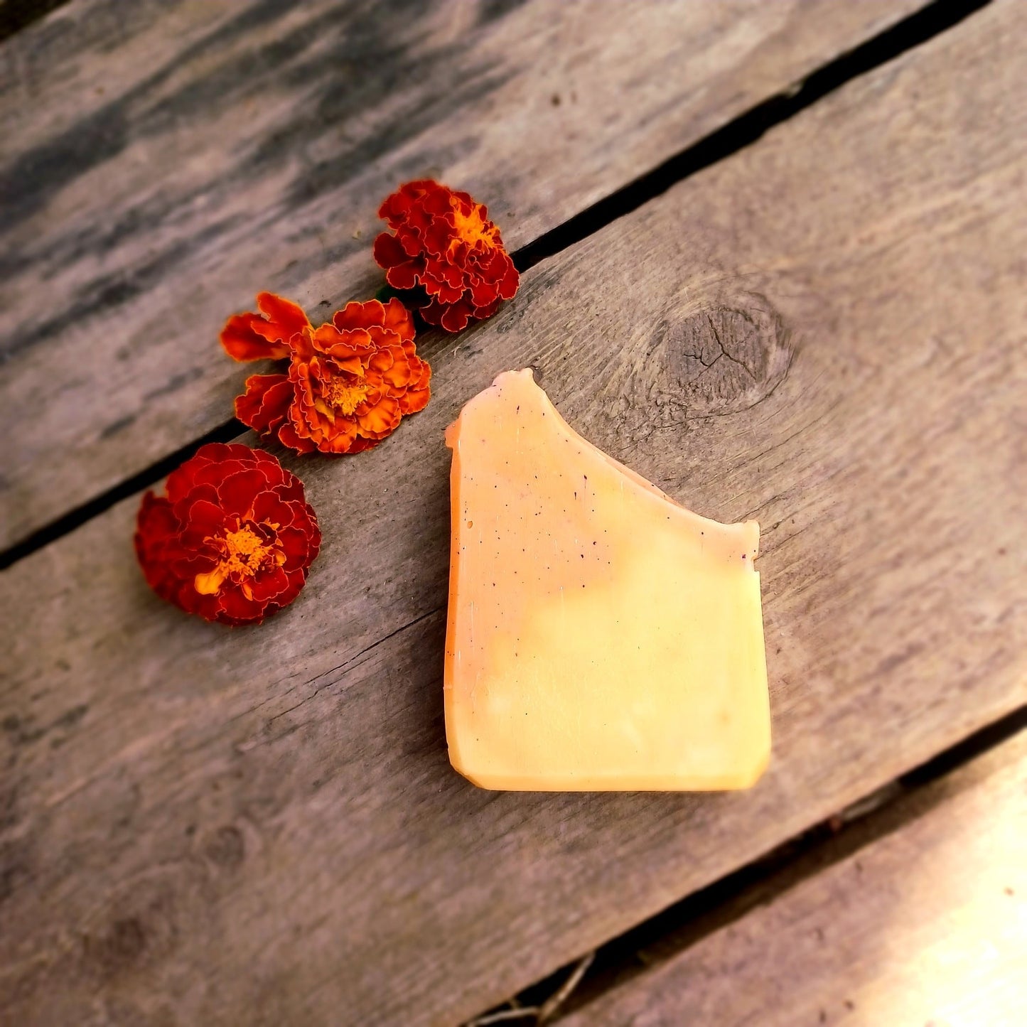 Acoustic Lemonade - Patchouli Lemongrass & Turmeric Soap Bar